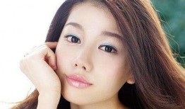 住别墅的女人在线观看7,揭秘奢华生活的背后故事